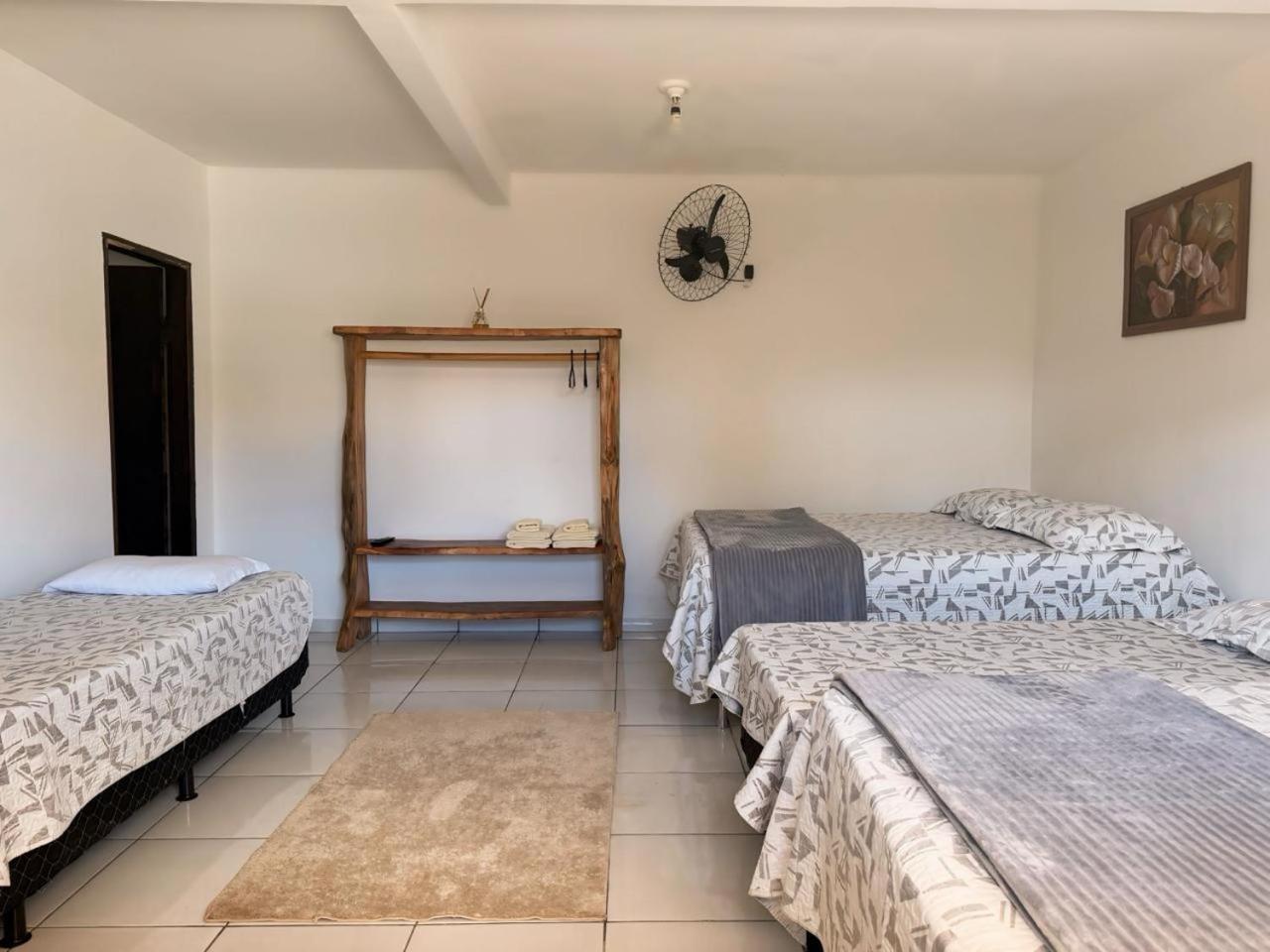 Family Room,1759182124:JPEG